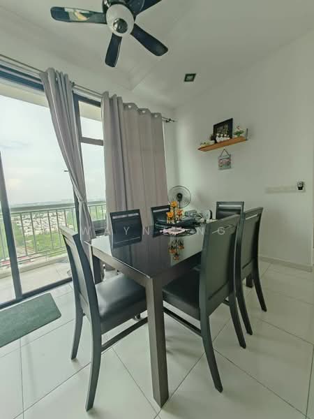 Service Residence for Sale at The Sky Executive Suites - Wayne Ng - Dining Room - PropertyGuru.com.my