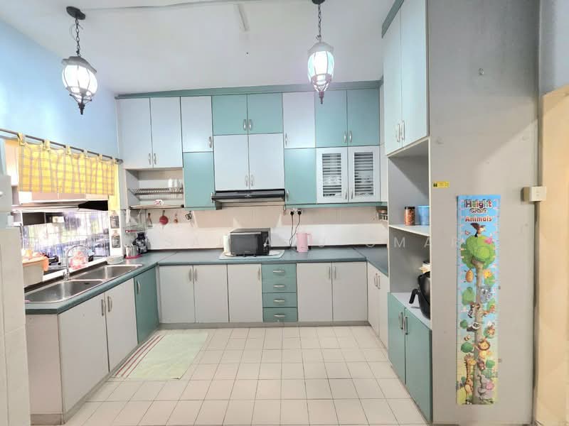 Desa Coalfields 1 untuk Untuk Dijual - RM 449,000, Mac 2026 - Kitchen - PropertyGuru.com.my
