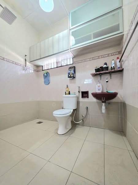Desa Coalfields 1 untuk Untuk Dijual - RM 449,000, Mac 2026 - Bathroom - PropertyGuru.com.my
