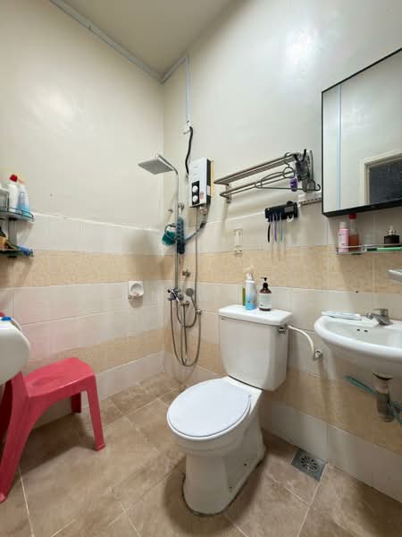 1.5-storey Terraced House for Sale in Taman Pelangi Indah (Ulu Tiram) - Jun Wang - PropertyGuru.com.my
