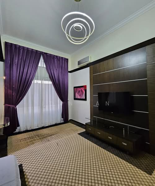 2-storey Terraced House for Sale in Taman Gaya (Ulu Tiram) - Iden Tan - Living Room - PropertyGuru.com.my