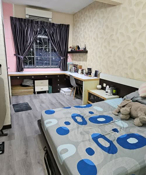 2-storey Terraced House for Sale in Taman Gaya (Ulu Tiram) - Iden Tan - Bedroom - PropertyGuru.com.my