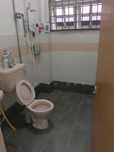 2-storey Terraced House for Sale in Bandar Sungai Long (Selangor) - Ng Yu Hao - Bathroom - PropertyGuru.com.my