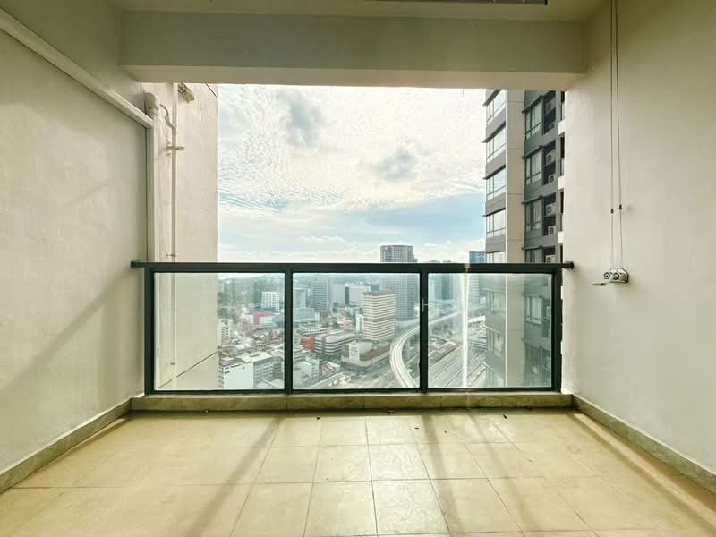 R&F Princess Cove Phase 1 untuk Untuk Dijual - RM 698,000, Feb 2026 - Balcony - PropertyGuru.com.my