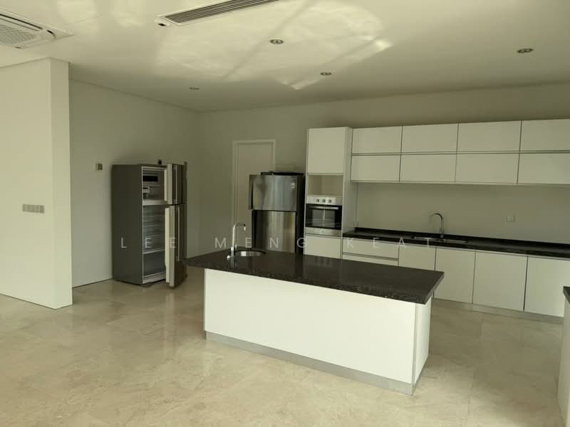 8 Gurney (The Shore Condominium) untuk Untuk Disewa - RM 10,000 /bulan, Feb 2026 - Kitchen - PropertyGuru.com.my