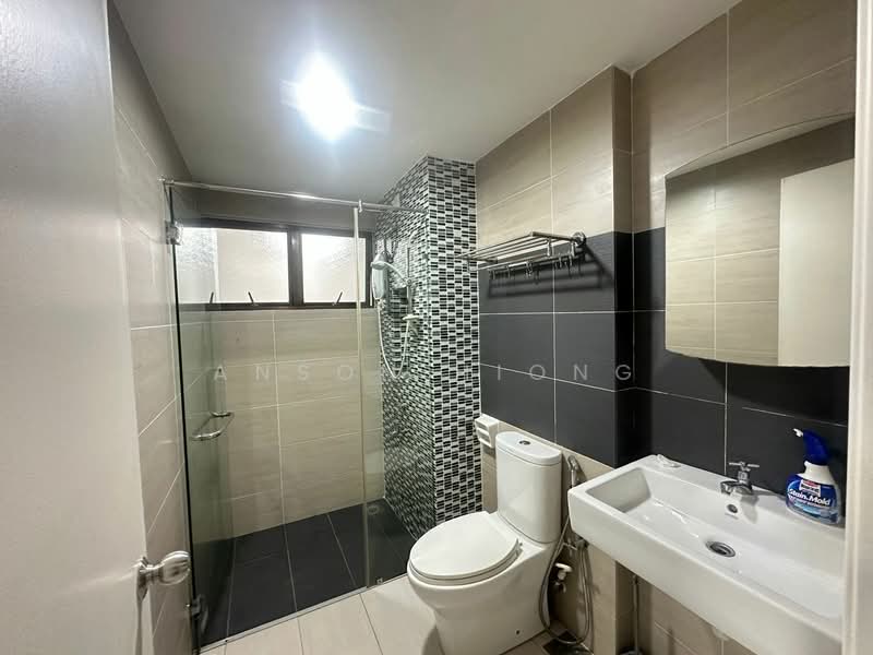 Condominium for Rent at Ujana Executive Apartment - Anson Hiong - Bathroom - PropertyGuru.com.my