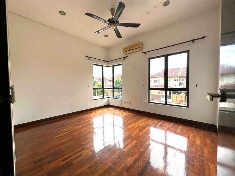 Semi-Detached House for Sale in Setia Alam (Selangor) - Sofea Md Saad - Bedroom - PropertyGuru.com.my