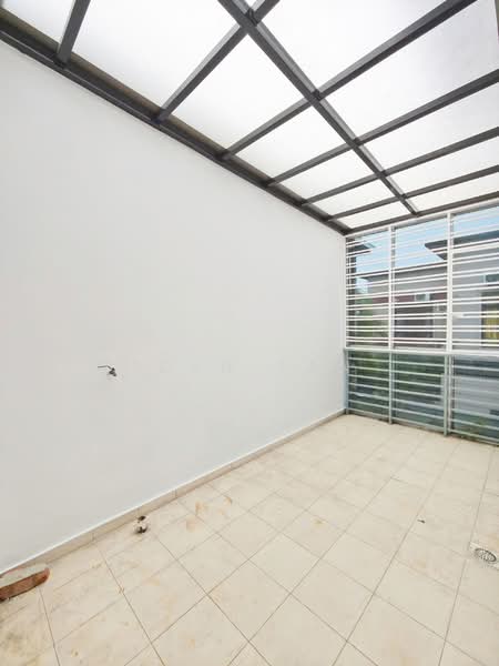 2-storey Terraced House for Sale in Setia Tropika (Johor Bahru) - Iden Tan - Balcony - PropertyGuru.com.my