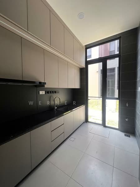 Aurora Resort Villas untuk Untuk Disewa - RM 7,000 /bulan, Mac 2026 - Kitchen - PropertyGuru.com.my