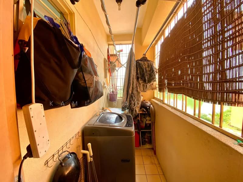 Apartment for Sale at Pangsapuri Sri Cempaka - Kamil Radzuan - Balcony - PropertyGuru.com.my