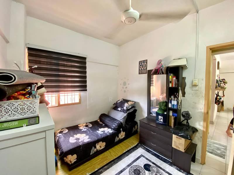 Apartment for Sale at Pangsapuri Sri Cempaka - Kamil Radzuan - Bedroom - PropertyGuru.com.my