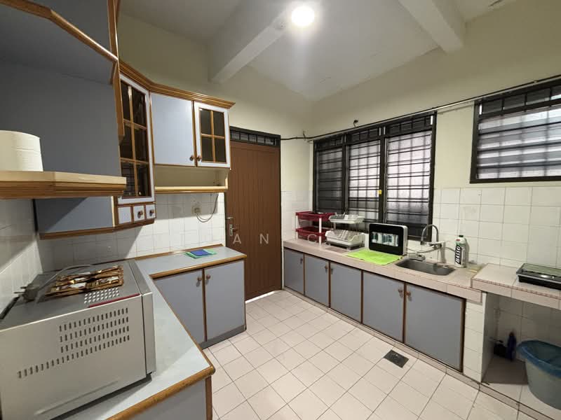 2-storey Terraced House for Rent in Ipoh (Perak) - Megan Chee - Kitchen - PropertyGuru.com.my