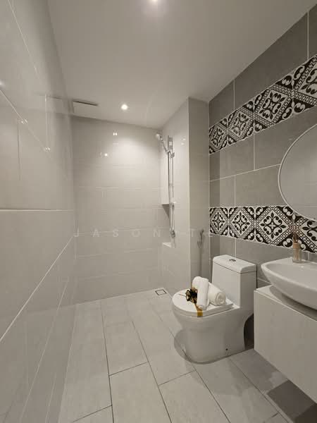 Service Residence for Sale at The Straits View DUO - Jason Teo - Bathroom - PropertyGuru.com.my