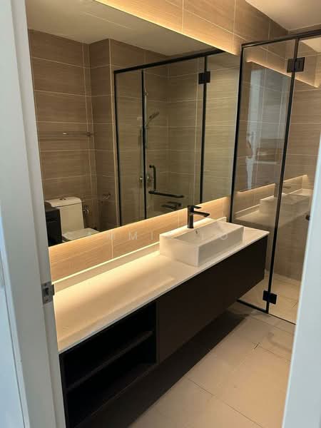 Service Residence for Sale at 28 Boulevard - Cammie Loh - Bathroom - PropertyGuru.com.my