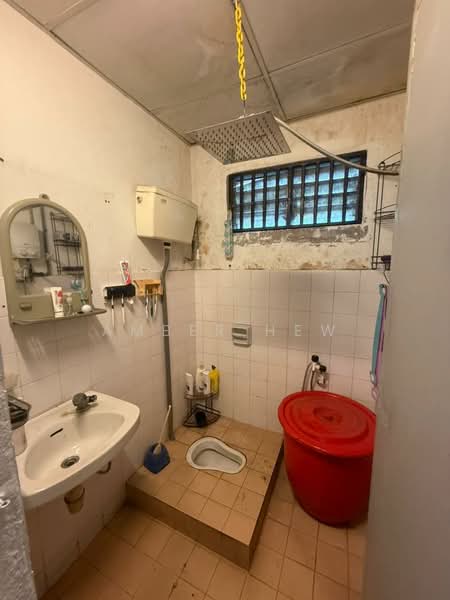 Taman Perindustrian Senai untuk Untuk Dijual - RM 1,000,000, Mac 2026 - Bathroom - PropertyGuru.com.my