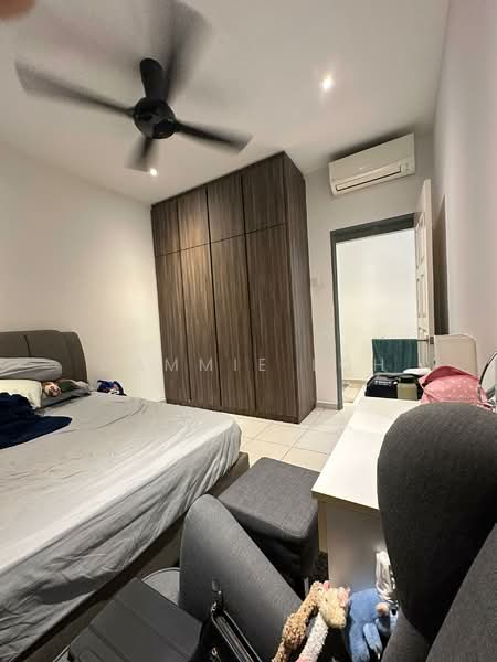 Service Residence for Sale at The Zizz @ Damansara North - Cammie Loh - Bedroom - PropertyGuru.com.my