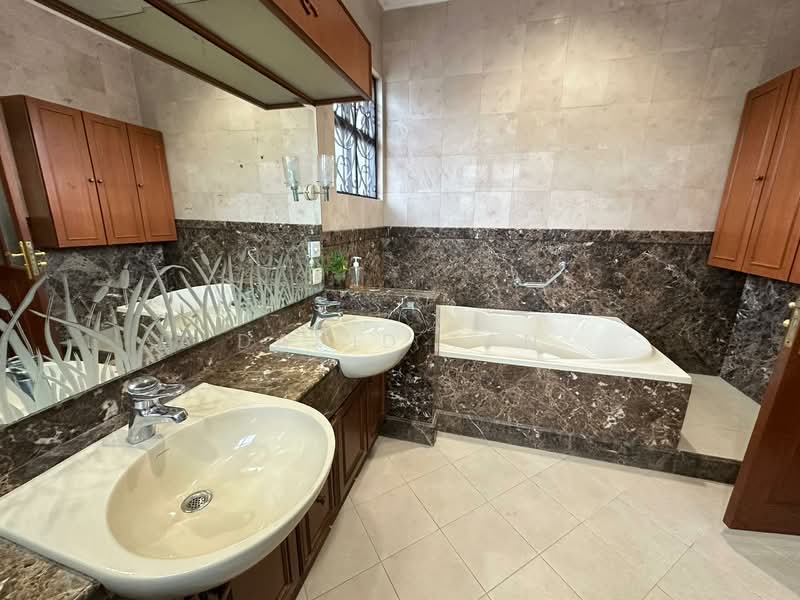Bungalow for Rent in Damansara Heights (Kuala Lumpur) - David Tan - Bathroom - PropertyGuru.com.my