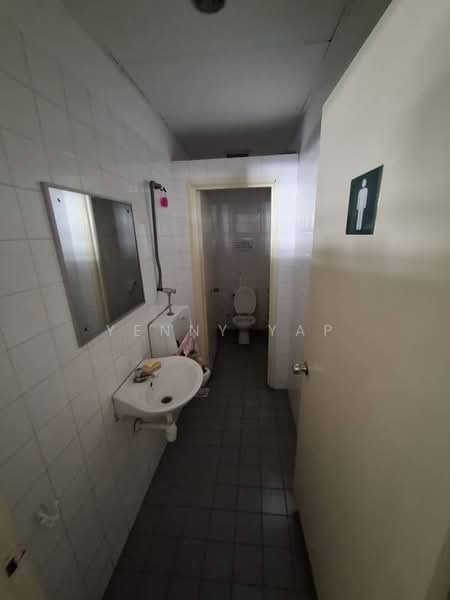 Office for Rent in Bandar Sri Damansara (Selangor) - Yenny Yap - Bathroom - PropertyGuru.com.my
