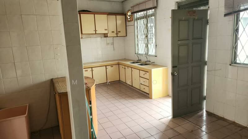 2-storey Terraced House for Sale in SS25 (Petaling Jaya) - Mick Kwok - Kitchen - PropertyGuru.com.my