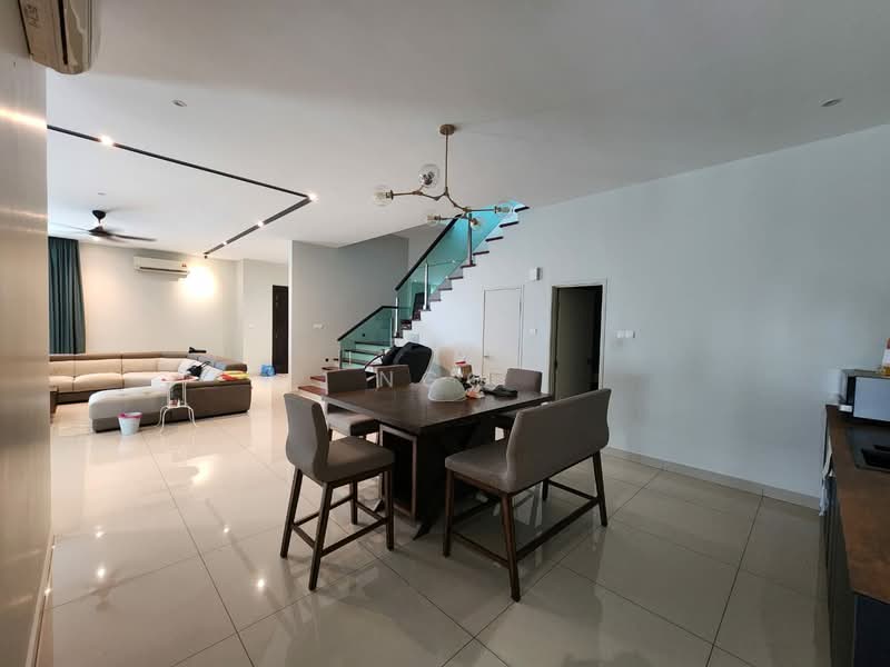 Cluster House for Sale in Taman Desa Botani (Batu Pahat) - NGO - Living Room - PropertyGuru.com.my