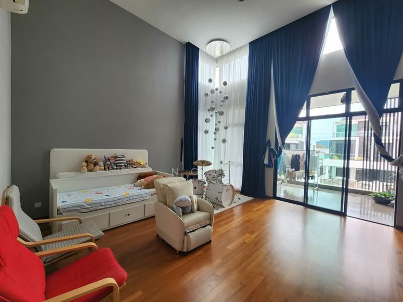 Cluster House for Sale in Taman Desa Botani (Batu Pahat) - NGO - Bedroom - PropertyGuru.com.my