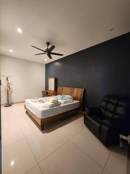 Cluster House for Sale in Taman Desa Botani (Batu Pahat) - NGO - Bedroom - PropertyGuru.com.my