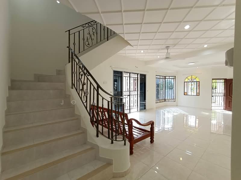 Bungalow for Rent in Ipoh (Perak) - Joline YEOW - Living Room - PropertyGuru.com.my