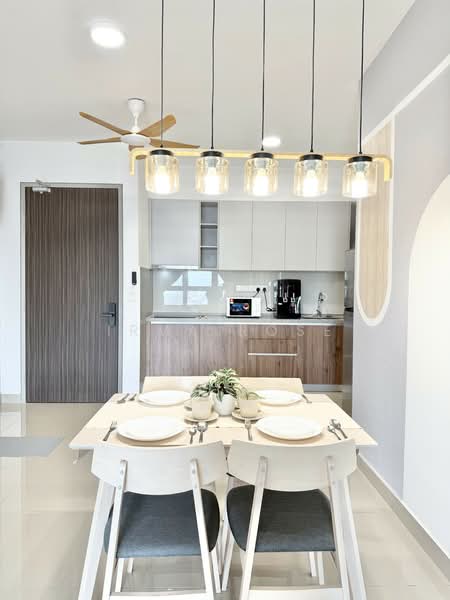M Vertica untuk Untuk Disewa - RM 1,200 /bulan, Feb 2026 - Dining Room - PropertyGuru.com.my