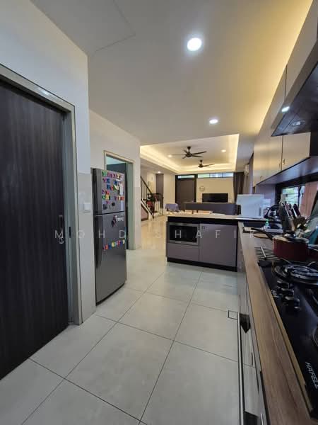 2-storey Terraced House for Sale in Shah Alam (Selangor) - Mohd Shafik - Kitchen - PropertyGuru.com.my