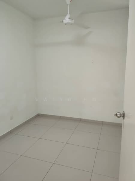 Condominium for Sale at LakeView Residency - Valyn Ho - Interior - PropertyGuru.com.my