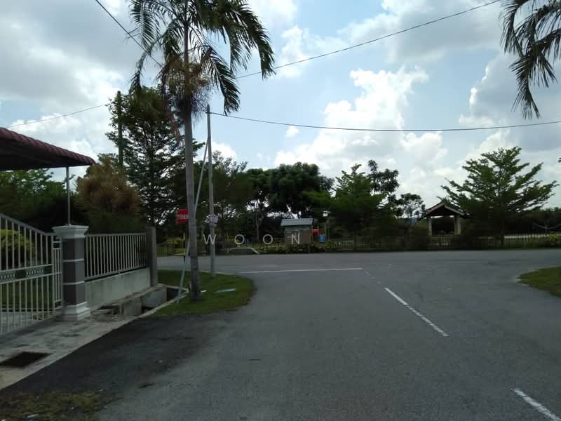 Rumah Teres 1 Tingkat untuk Disewa di Taman Tangga Batu (Tanjong Kling) - Woon . - Exterior - PropertyGuru.com.my