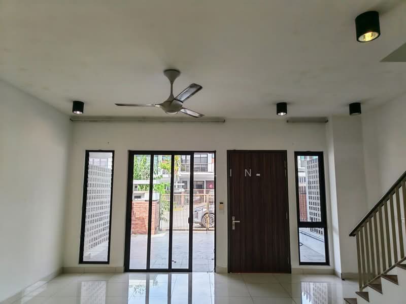 Elmina Green Three untuk Untuk Disewa - RM 2,500 /bulan, Mac 2026 - Entrance - PropertyGuru.com.my