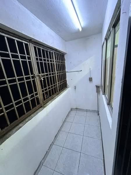 Balau untuk Untuk Disewa - RM 900 /bulan, Feb 2026 - Balcony - PropertyGuru.com.my