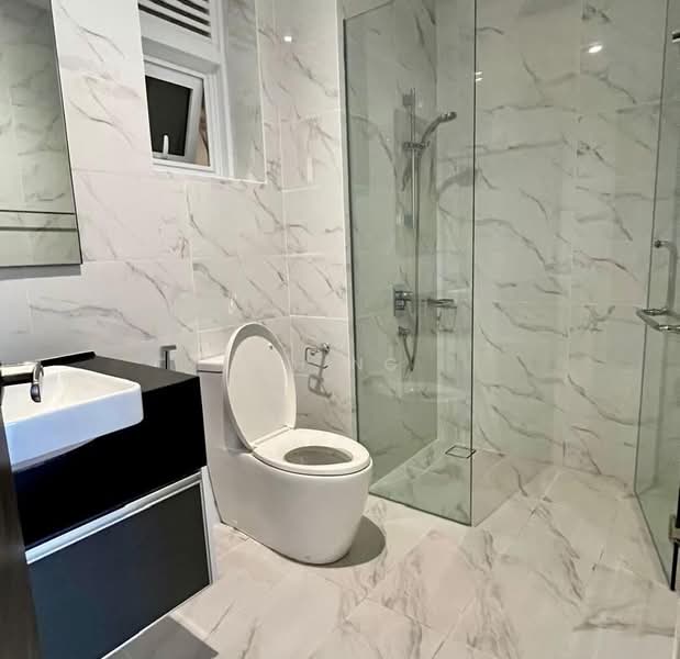 Service Residence for Rent at Met 1 Residences - CH Ng - Bathroom - PropertyGuru.com.my