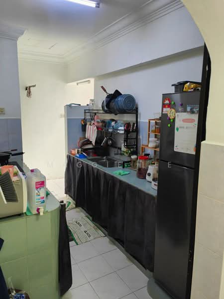 Taman Tampoi Indah untuk Untuk Dijual - RM 148,000, Feb 2026 - Kitchen - PropertyGuru.com.my