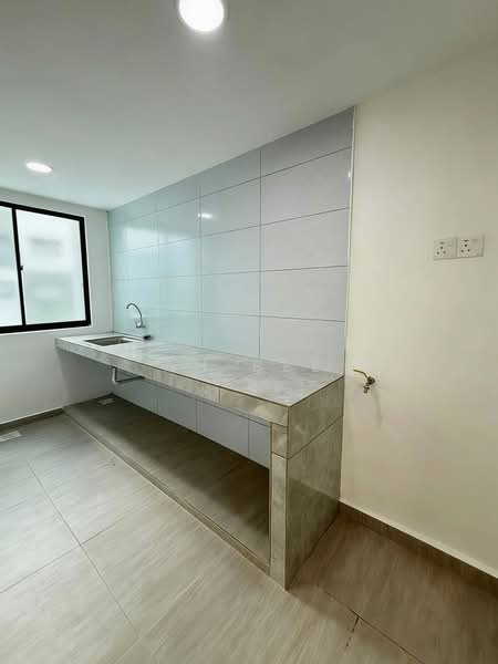 Rumah Pangsa Permas Jaya untuk Untuk Dijual - RM 228,000, Feb 2026 - Kitchen - PropertyGuru.com.my
