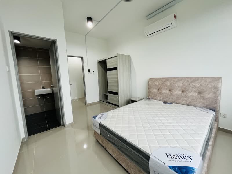 Service Residence for Rent at Serviced Residence @ The Louvre @ Country Heights - Darren Toh - Bedroom - PropertyGuru.com.my