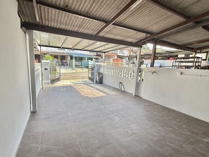 2-storey Terraced House for Sale in Taman Anggerik (Tampoi) - Mohd Faez - Exterior - PropertyGuru.com.my