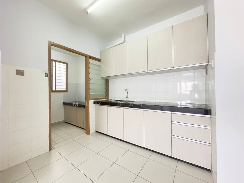 Apartment for Sale at Seri Jati - Muz Hafiz - Kitchen - PropertyGuru.com.my