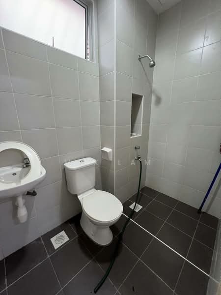 Cluster House for Sale in Taman Sierra Perdana (Masai) - Max Lam - Bathroom - PropertyGuru.com.my