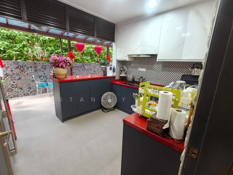 Semi-Detached House for Sale in Sierramas (Sungai Buloh) - Stanley Tan - Kitchen - PropertyGuru.com.my