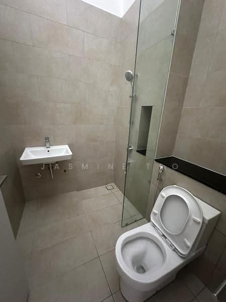 Rumah Berkembar untuk Dijual di Setia Eco Park (Setia Alam) - Jasmine Teo - Bathroom - PropertyGuru.com.my