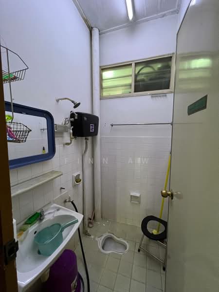 1-storey Terraced House for Sale in Johor Bahru (Johor) - Finn Aw - Bathroom - PropertyGuru.com.my