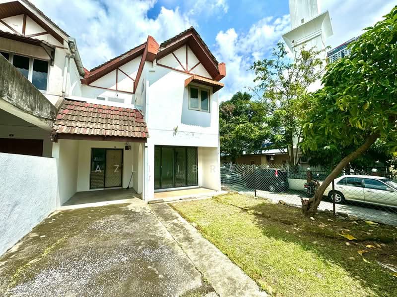 2-storey Terraced House for Sale in SS7 (Petaling Jaya) - Azli Ibrahim - Exterior - PropertyGuru.com.my