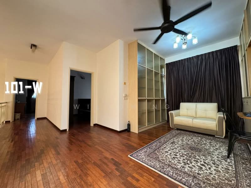 Semi-Detached House for Sale in Setia Alam (Selangor) - Wilson Ng - Living Room - PropertyGuru.com.my