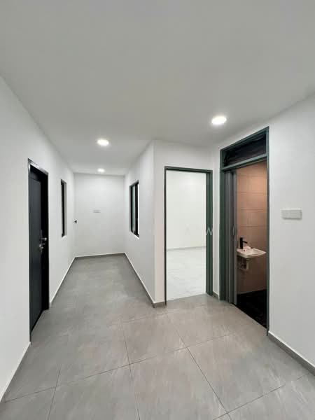 Semi-Detached House for Sale in Johor Bahru (Johor) - Finn Aw - Corridor - PropertyGuru.com.my