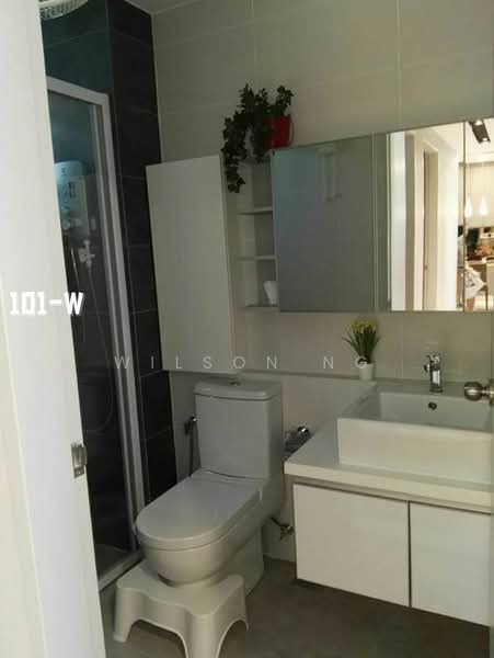 Service Residence for Sale at Impiria Residensi Bukit Tinggi Klang - Wilson Ng - Bathroom - PropertyGuru.com.my