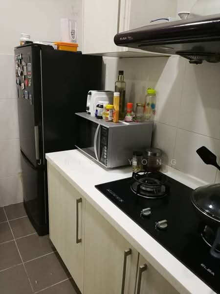 Service Residence for Sale at Jentayu Residensi @ Tampoi - Janice Yong - Kitchen - PropertyGuru.com.my