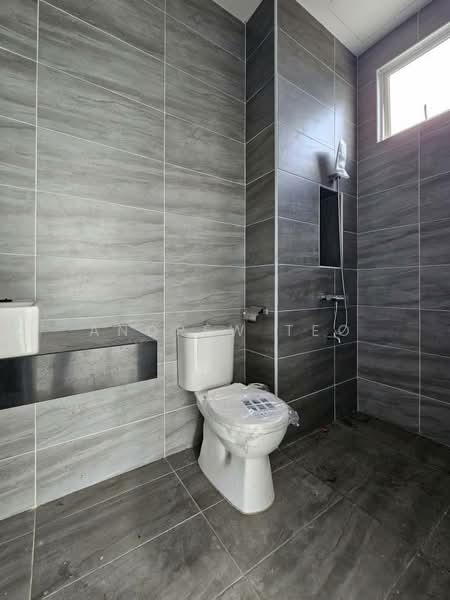 Cluster House for Sale in Skudai (Johor) - Andrew Teo - Bathroom - PropertyGuru.com.my