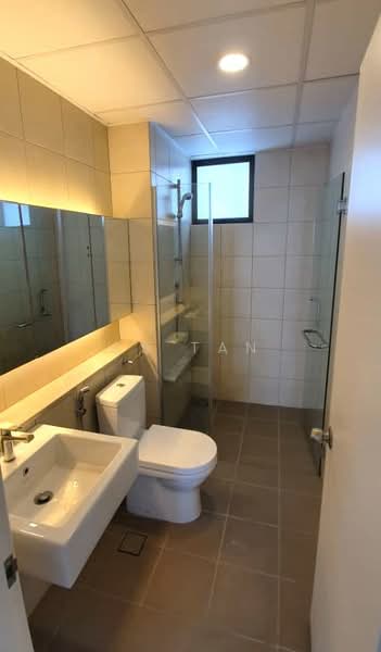 Condominium for Rent at The WaterEdge (Pinggiran Air) - CS Tan - Bathroom - PropertyGuru.com.my